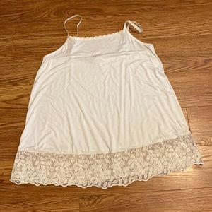 Womens tank with lace detail